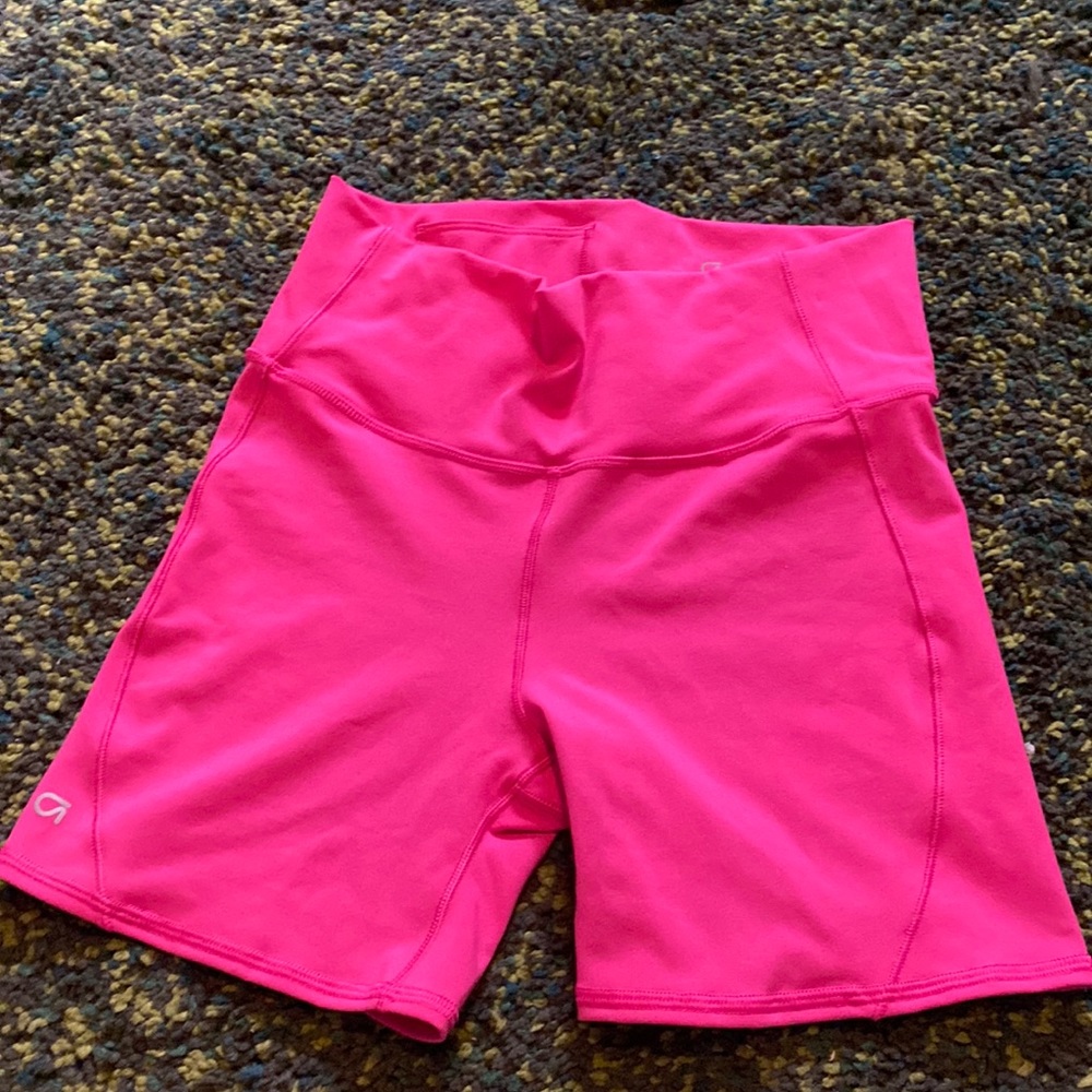 Hot pink GapFit 5" High Rise Bike Shorts
